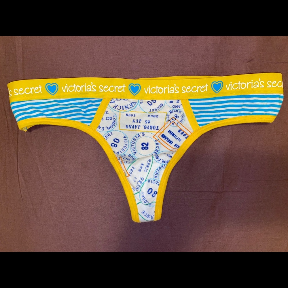 Victoria’s Secret Stretch Cotton Thong Panty M